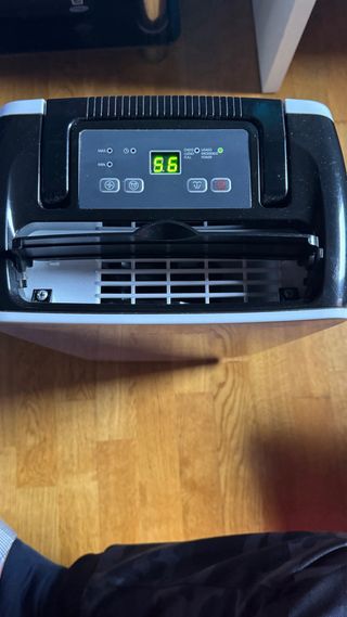 Deshumidificador Portátil Jocel, muy poco uso.