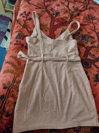 Pichi corto rosa con cinturón