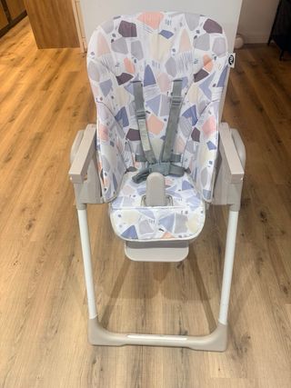 Trona de bebé con estampado