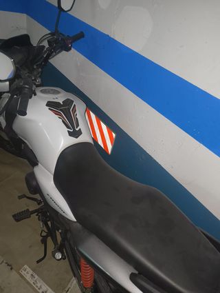 Honda CB125F Blanca 2021 - 14.000 km
