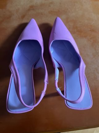 Zapatos de tacón morados, malva para fiesta