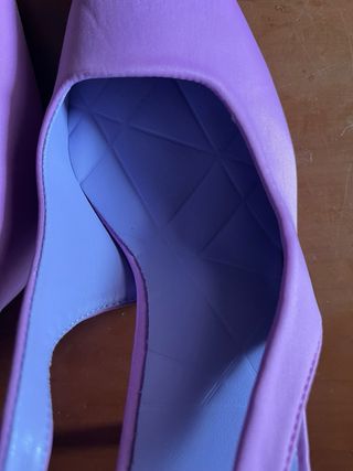 Zapatos de tacón morados, malva para fiesta