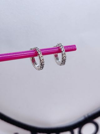 Pendientes Aro Abrazo Brillante Pandora Plata