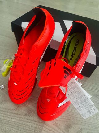 Botas de fútbol Adidas Rojas T 44 Nuevas a Estrena