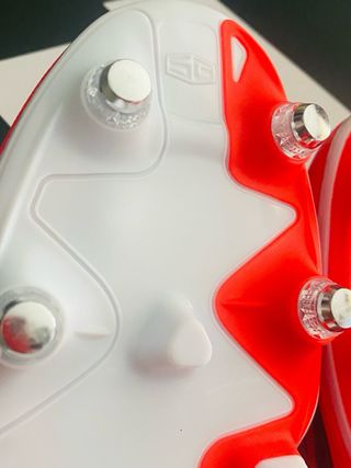 Botas de fútbol Adidas Rojas T 44 Nuevas a Estrena