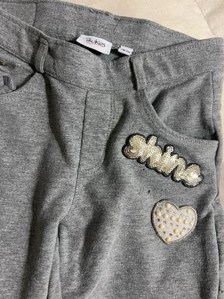 Pantaloni grigi con paillettes