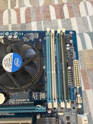 Placa Base Gigabyte y Acer