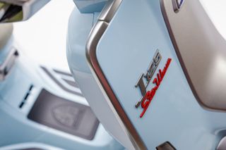Lambretta J125 Scooter Azul