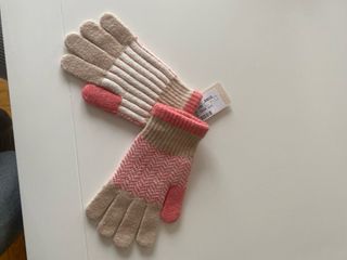 Guantes de lana a rayas y espiga