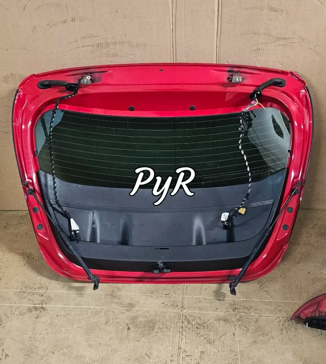 Portón Leon Mk2 restyling