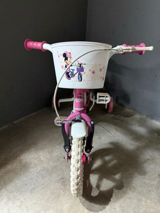 Bicicleta infantil con ruedines rosa Disney