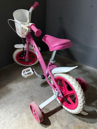 Bicicleta infantil con ruedines rosa Disney