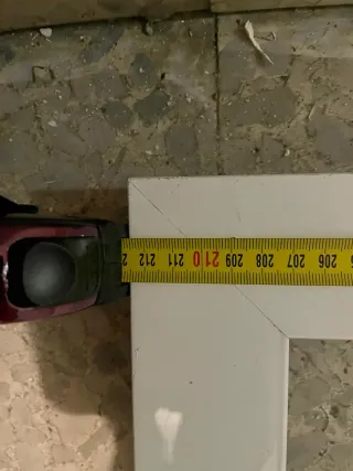 Puerta aluminio con cristal 2.13m x 90cm