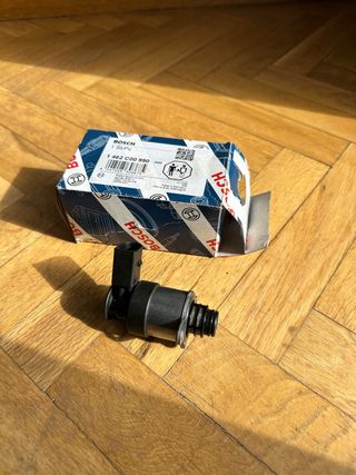 BOSCH 1 462 C00 990 Regulador Presión