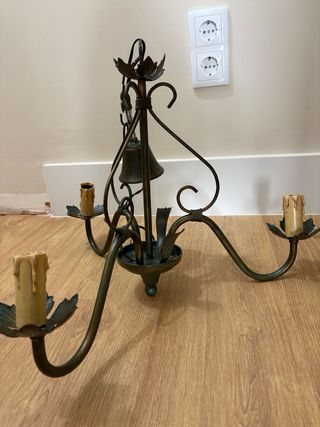 Lámpara de salón estilo rústico