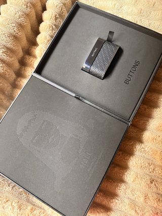 Auriculares inalámbricos BUTTONS