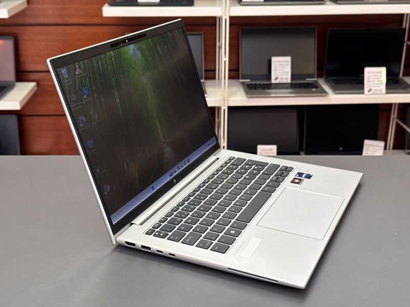 Portátil SEMINUEVO HP i7 con GARANTIA afbeelding 2
