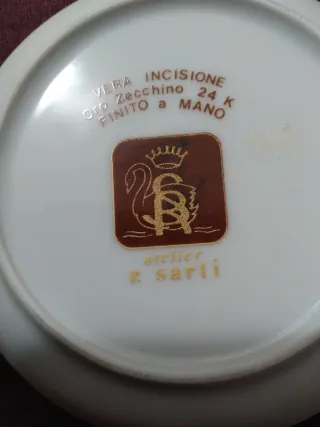 Piattino italiano in ceramica con decoro floreale