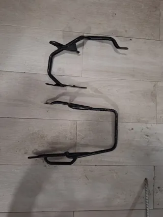 Soporte y Agarradera Yamaha DT125