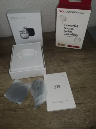 Auriculares ZTE Buds2 y TCL Moveaudio Neo