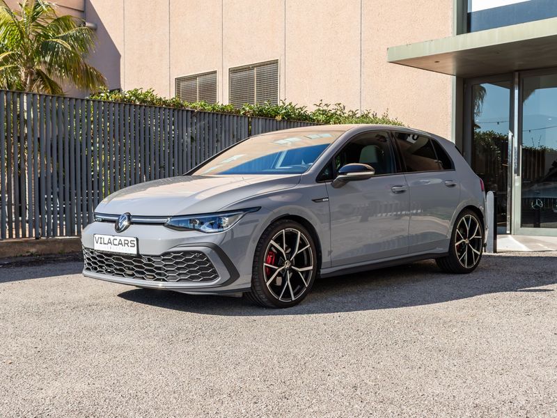 Volkswagen Golf 2022, foto 2