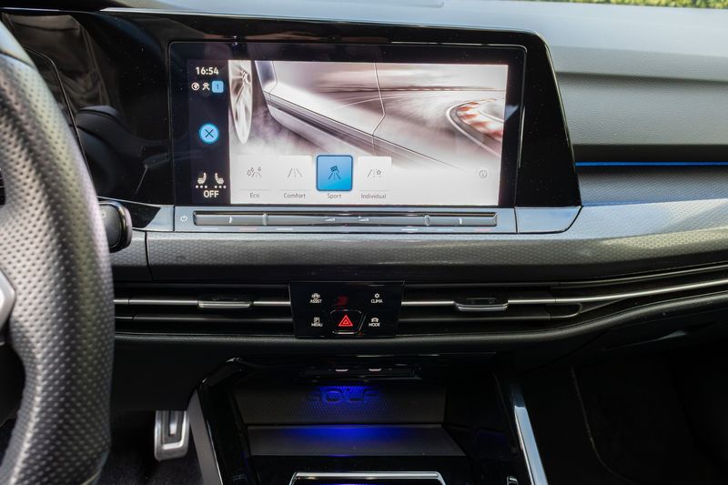 Volkswagen Golf 2022, foto 11