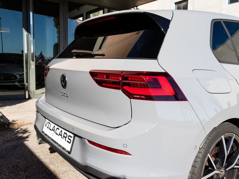 Volkswagen Golf 2022, foto 37