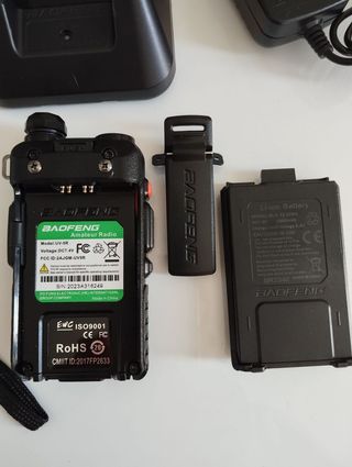 Walkie Talkie Baofeng UV-5R Doble Banda