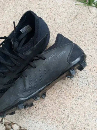 Botas de fútbol para césped