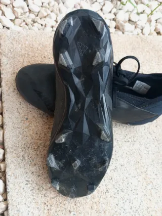 Botas de fútbol para césped