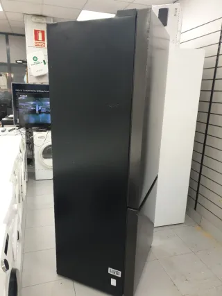 Nevera Samsung 2m x 75cm ,nueva con tara