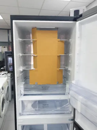 Nevera Samsung 2m x 75cm ,nueva con tara