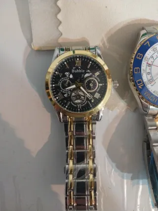 Relojes diferentes marcas Oro y Plata