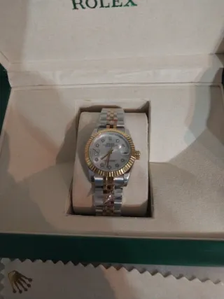 Relojes diferentes marcas Oro y Plata