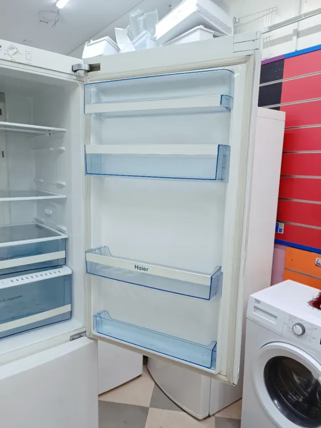 Frigorifero 'HAIER' combi no frost