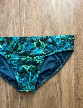 Bañador slip estampado hojas