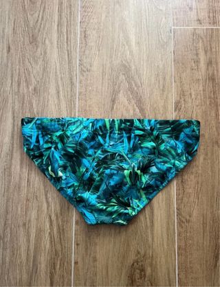 Bañador slip estampado hojas