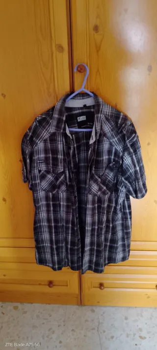 Camisa de cuadros manga corta Talla XL