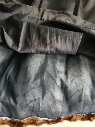 Abrigo de piel marrón