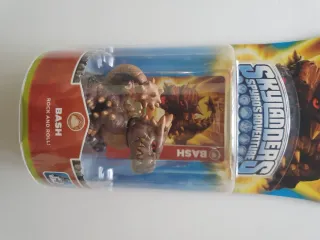 Skylanders Spyro's Adventure: Bash