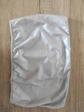 Top bandeau plateado