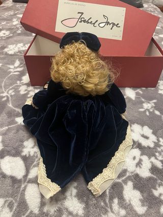Muñeca de Porcelana Isabel Jorge