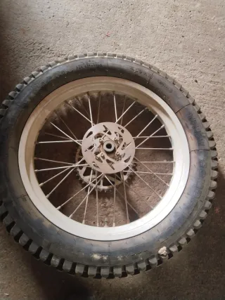 Llanta y cubierta completa trasera Gas Gas Trial