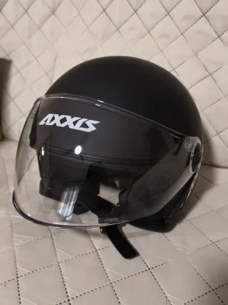 Cascos Moto Axxis y MT Helmets Negros