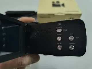 Videocámara Komery 4K 56MP Zoom 18X sin estrenar