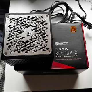 Fuente Alimentación Nfortec 750W SCUTUM X