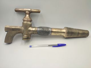 Grifo antiguo latón barril/tonel