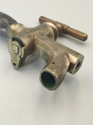 Grifo antiguo latón barril/tonel