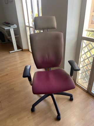 Silla de oficina ergonómica