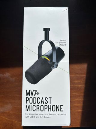 Micrófono Shure MV7+ Podcast Negro